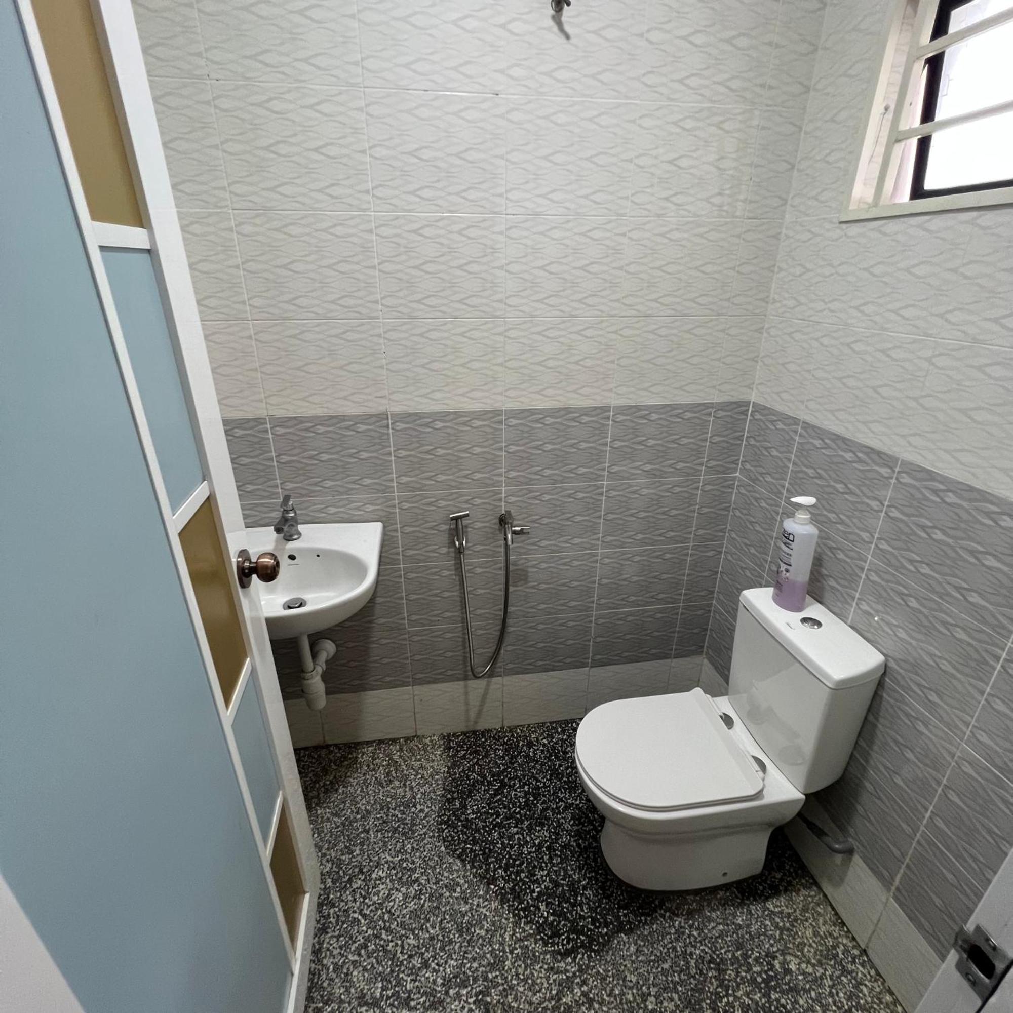 D' Totok Housestay Sepang Exterior foto